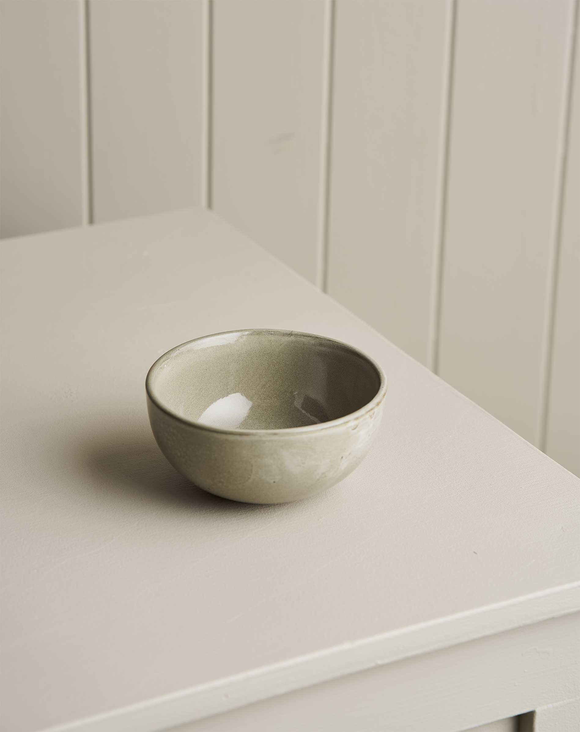 Small Portions Terra Place Setting / Saltbush - Image 3